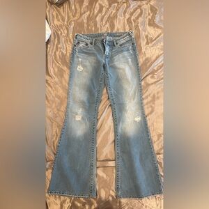 EUC Women’s silver jeans size 29